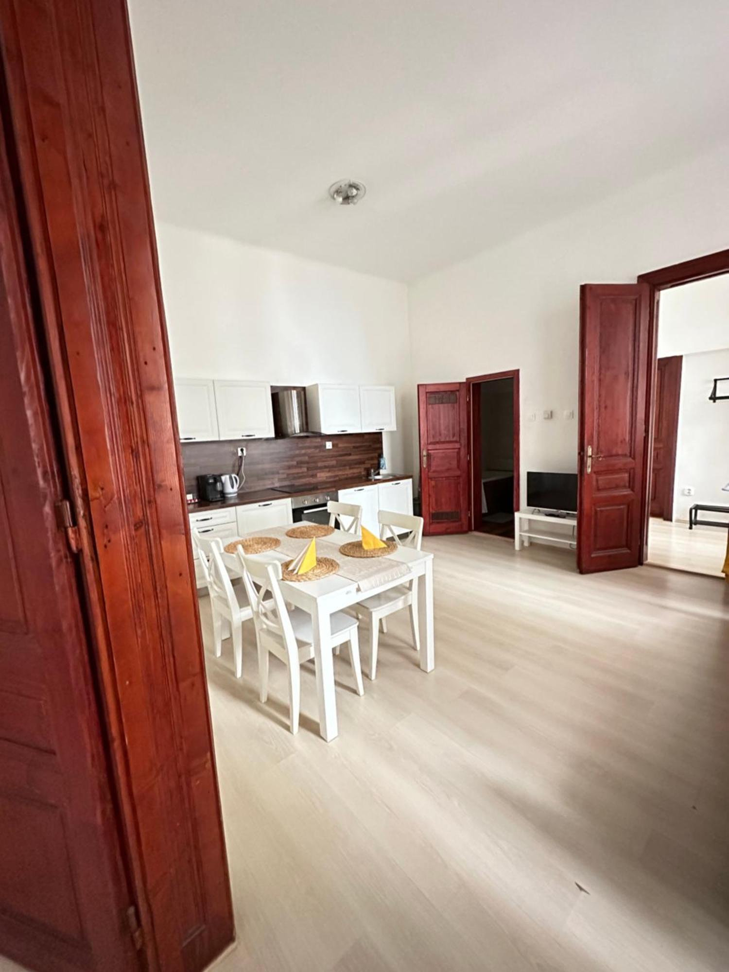 Apartment In Historical Part - Old Town Top Address Bratislava Ngoại thất bức ảnh